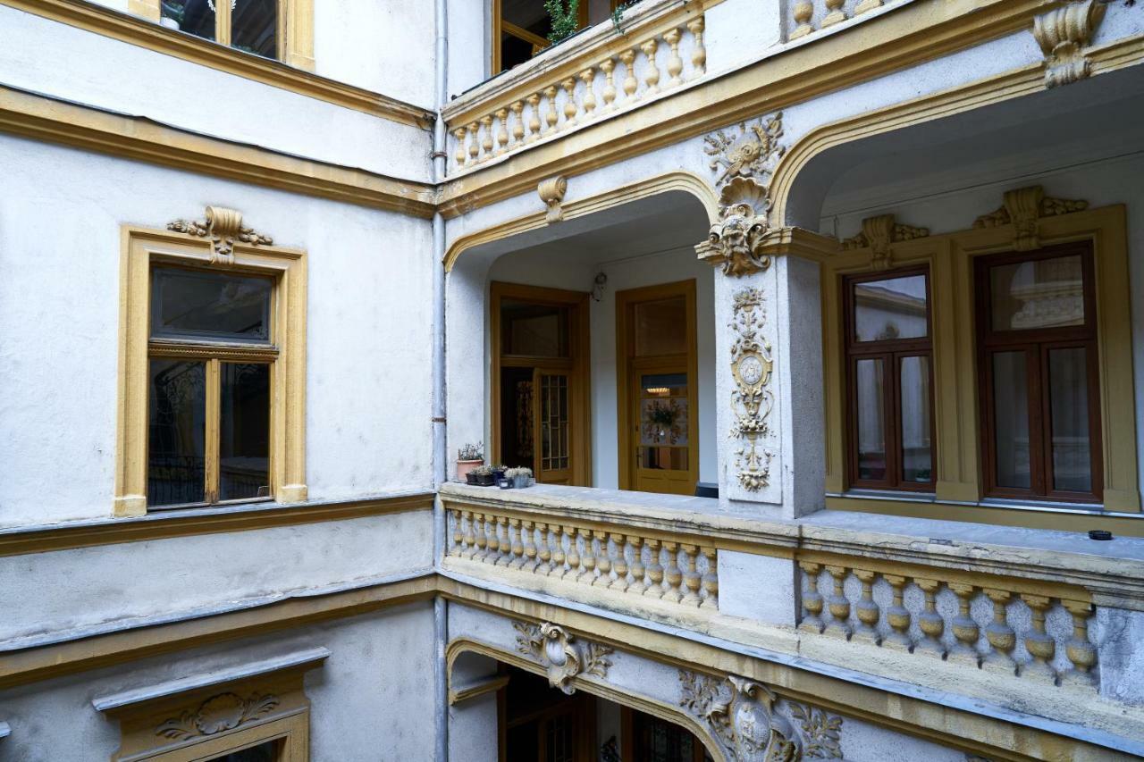 Apartment In Vi. - Terezvaros